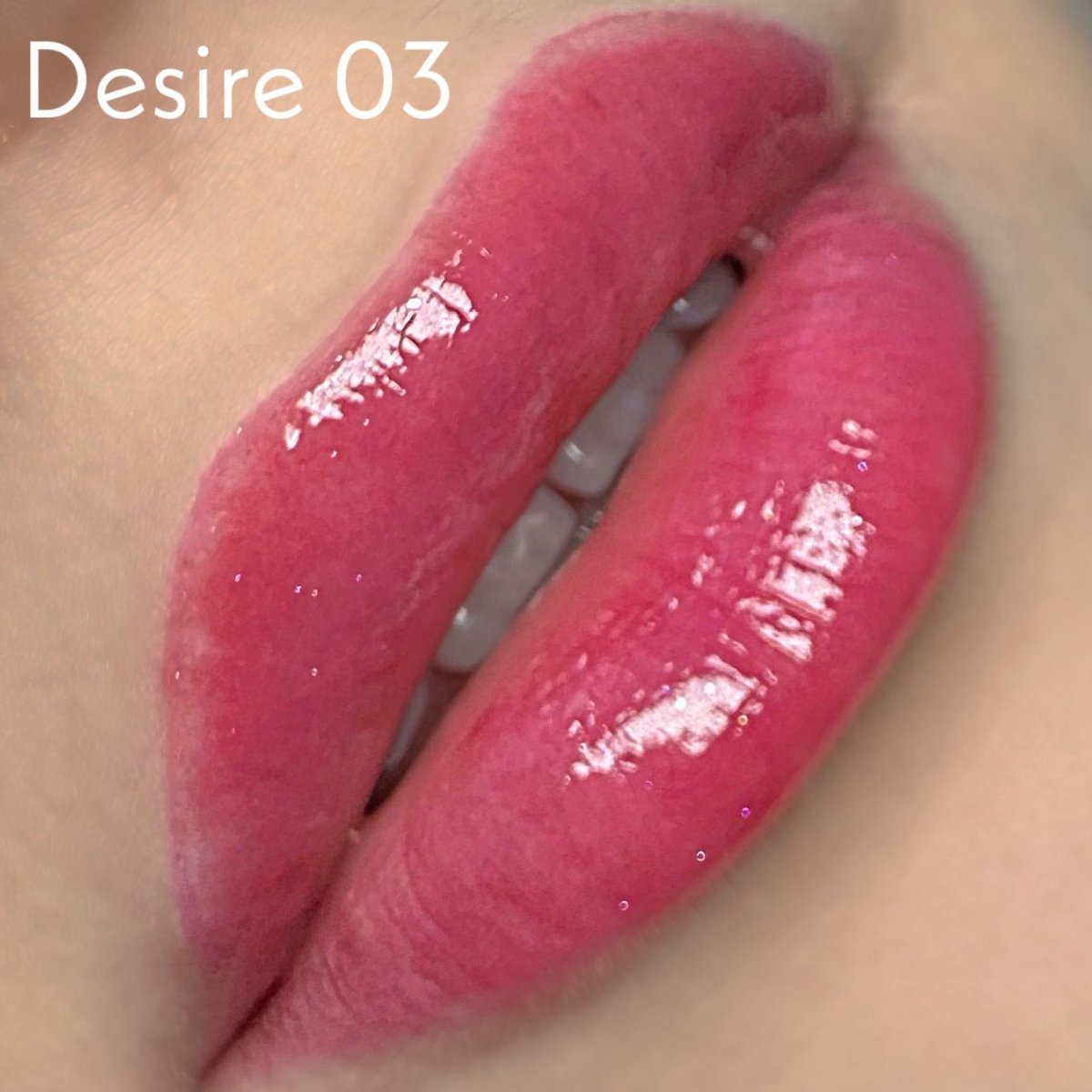 Desire 03 olejek do ust z drobinkami złota - Modna Lash
